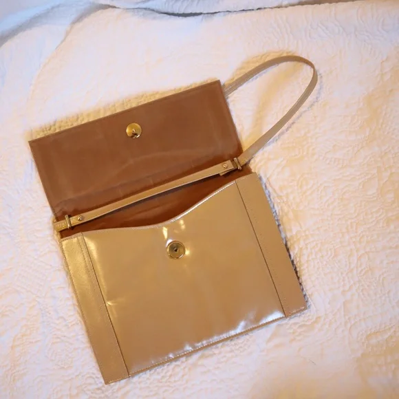 VINTAGE BAG - VOGUE EXCLUSIVE - Picture 3 of 16